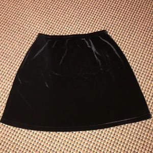 K.C. Parker girls velvet miniskirt